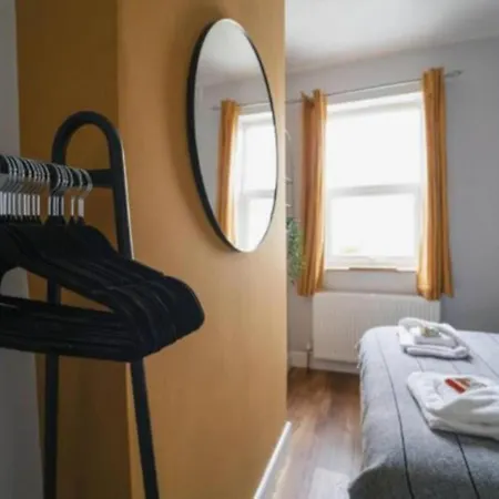Stylish 1-Bed Apartment In Bath - Sleeps 4 Exterior photo